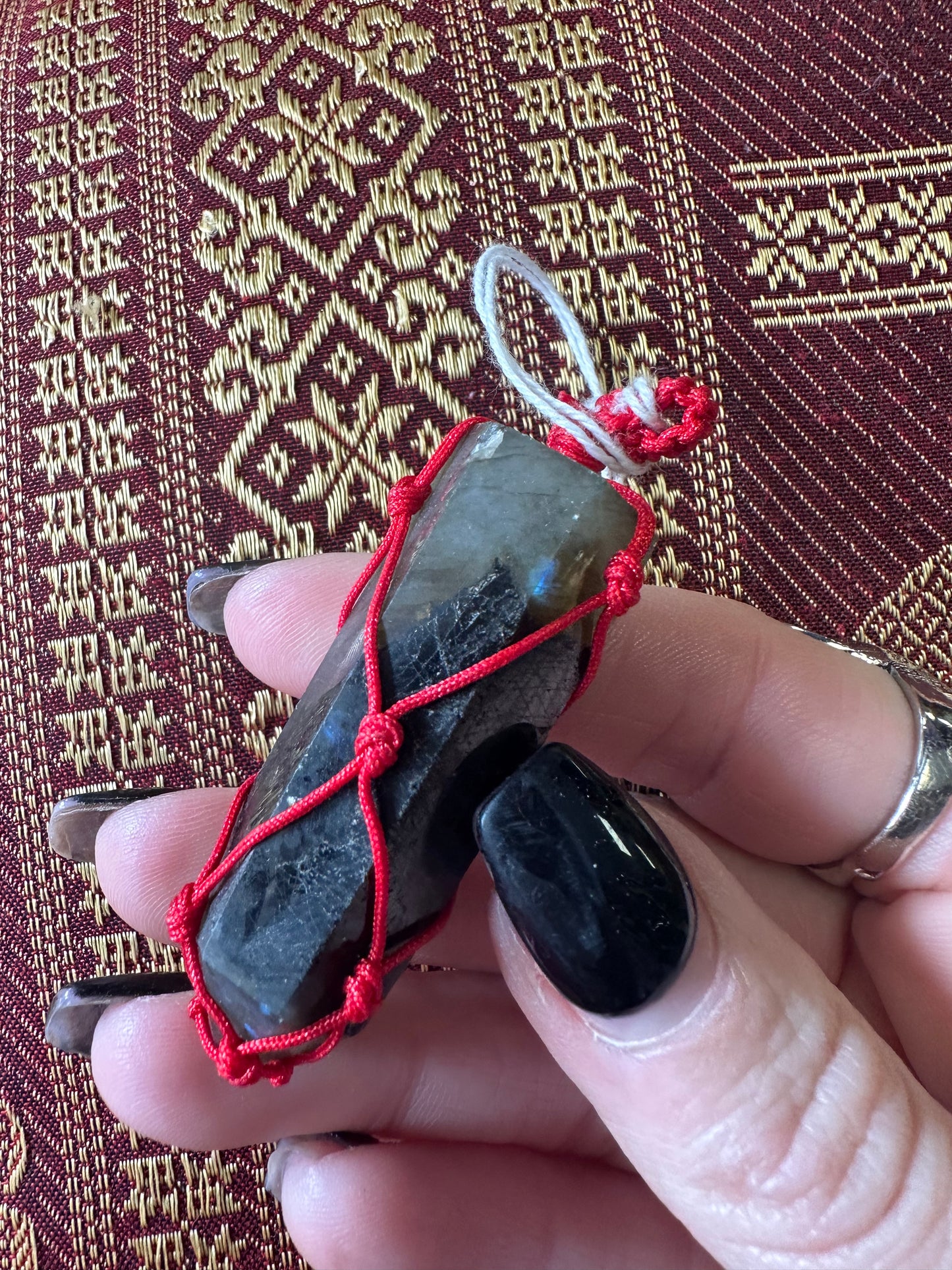 Labradorite Macrame Pendant