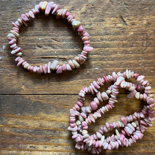 Thulite Bracelet (small chip)